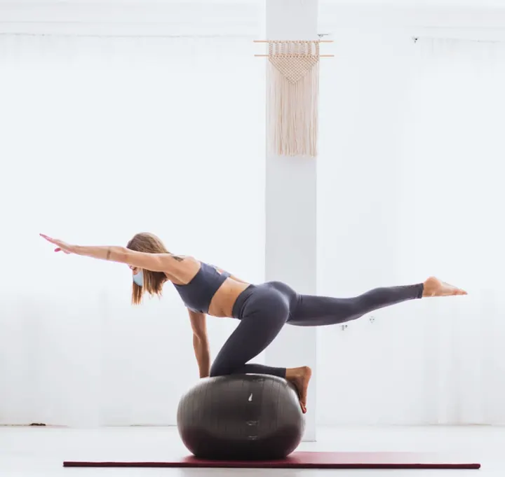 Equilibrium Fitness & Wellness. Pilates y Yoga en Albacete — yoga-studio en Albacete — 5