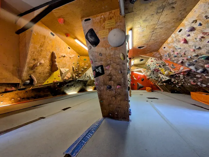 Kletterzentrum Reutlingen Räumle — Bouldern in Reutlingen (Kernstadt), Reutlingen