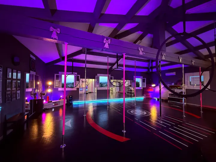 Pole Dance Sun — pole fitness-studio aux Milles, Aix-en-Provence — 3