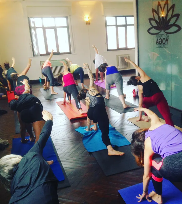 Ashtanga Yoga Bilbao — Yoga en Abando, Bilbao
