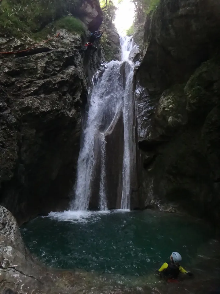 Vertige-Evasion Canyoning Grenoble — escalade-studio à Domaine Saint-Hugues, Saint-Égrève — 3