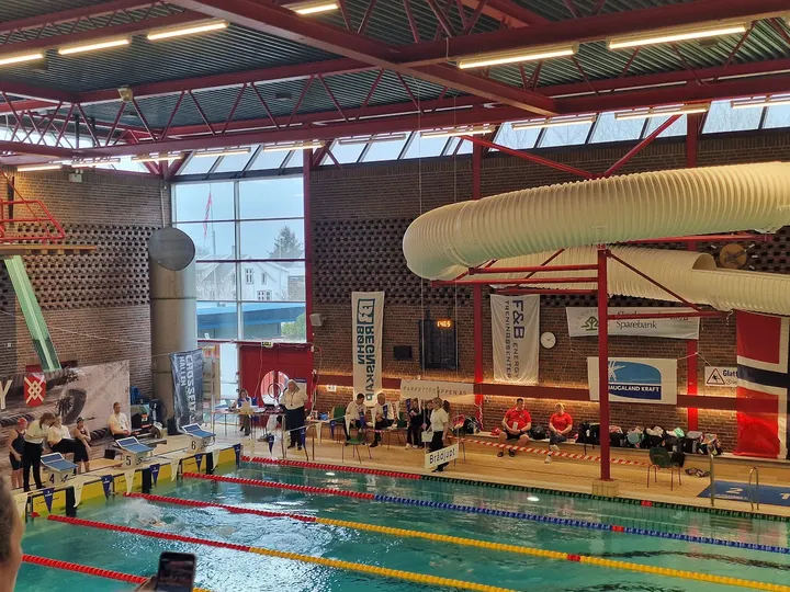 Karmøyhallen — treningsstudio i Østremlia, Kopervik — 2