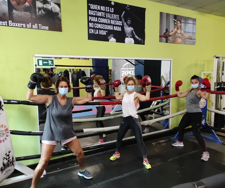Gimnasio Milán — Yoga en Teatinos, Oviedo