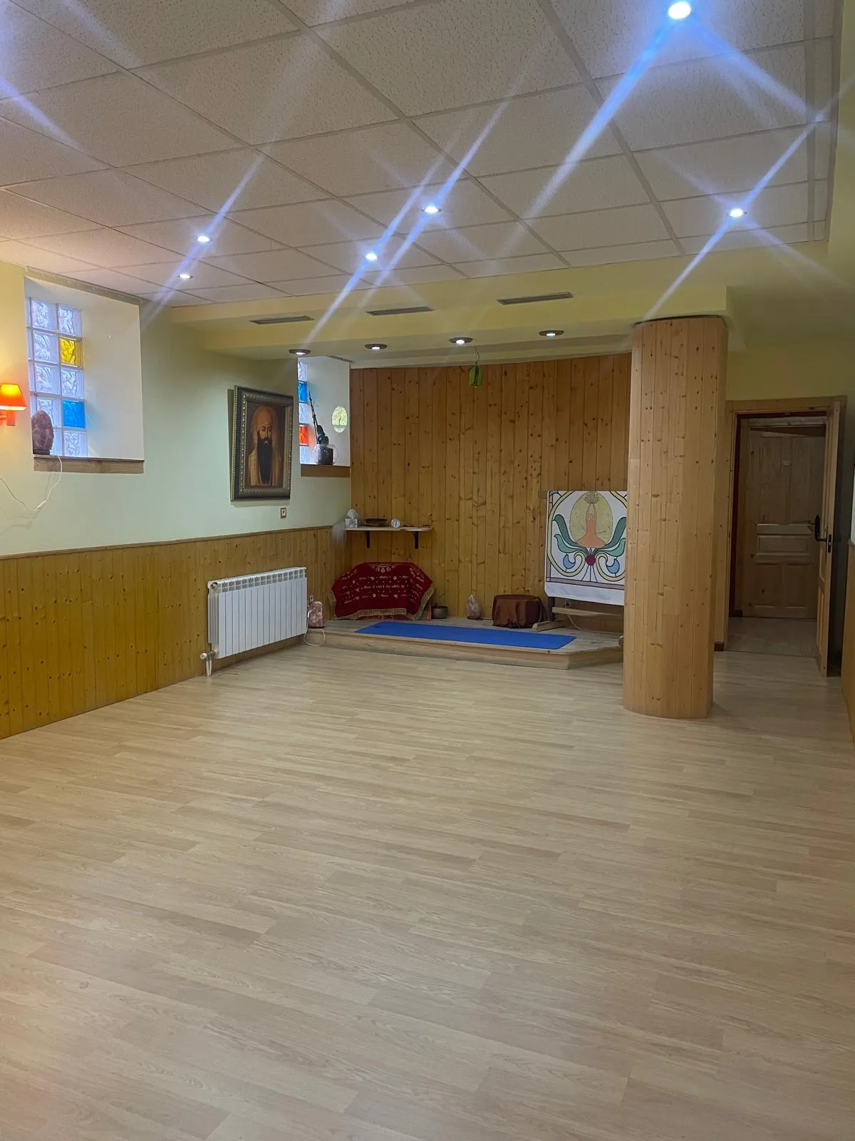 Esfera Ahimsa | Yoga & Meditación- Terapia Cuerpo Mente — yoga-studio en León — 3