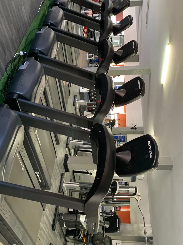 Gimnasio Atlas — estudio de fitness-studio en El Fontanal-María Auxiliadora-Carretera de Carmona, Sevilla — 3