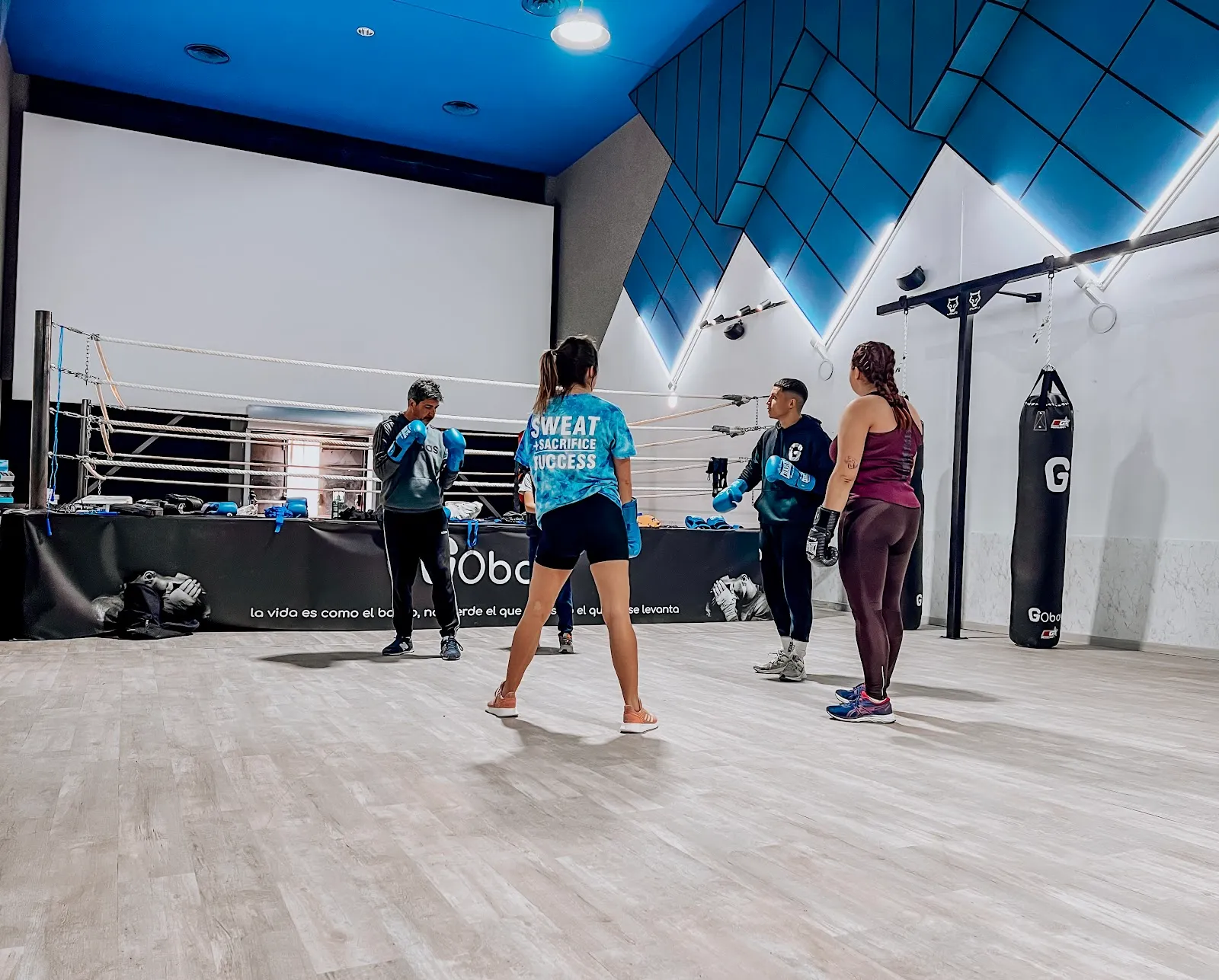 Round 7 Boxing Club Las Rozas — artes marciales-studio en BURGOCENTRO — 5