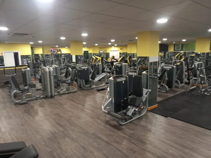 Palestra ASD KGym — palestre-studio a Acquaviva — 3