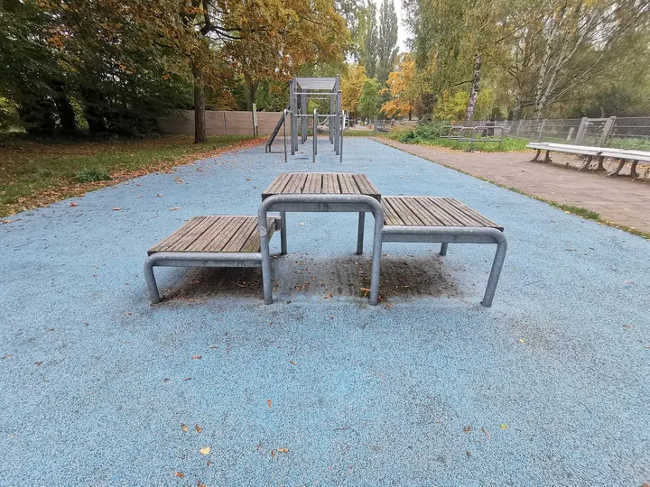 Calisthenics Gym Seggeluchbecken — fitnessstudio in Märkisches Viertel, Berlin — 2