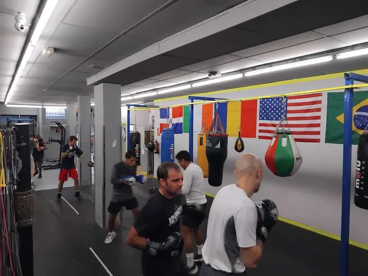 Escuela de Boxeo DQ BOXING — artes marciales-studio en Ciudad Lineal, Madrid — 2