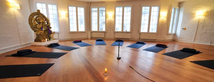 ARDAS Zentrum für Gesundheit — Yoga in Ottensen, Hamburg