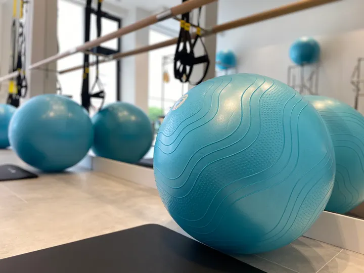 MIND PILATES STUDIO — Pilates en Tetuán, Santander