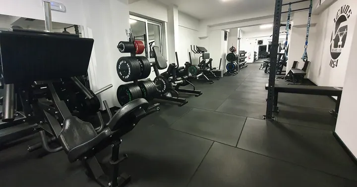 Impact Personal Gym — palestre-studio a Roges — 5