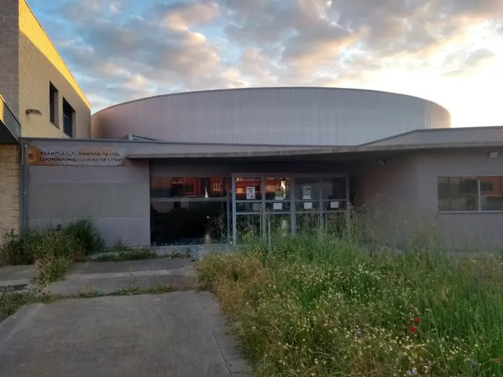 Luchódromo — Artes marciales en San Lorenzo - La Palomera - San Mamés, León