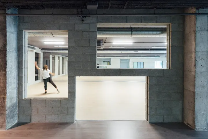 Escuela de Danza Urbana BASMOVE — baile-studio en Fígares, Granada — 2