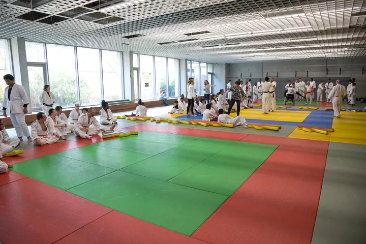Asnieres Digital Fighting Jitsu — jjb-studio à Flachat, Asnières-sur-Seine — 2