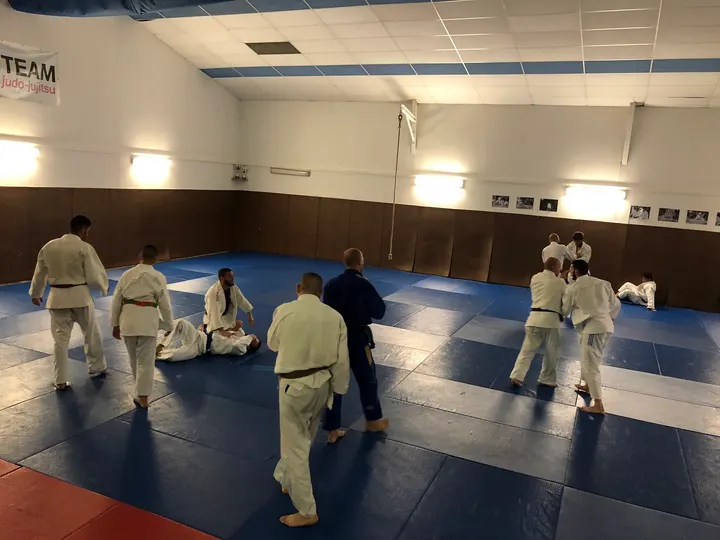 Team Judo Jujitsu 15e Arrondissement — jjb-studio à 15e Arrondissement, Marseille — 2