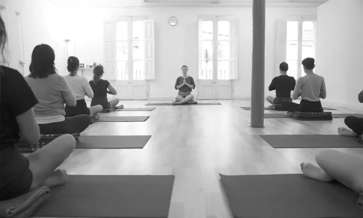 Yoga Sants — Yoga en Sants-Montjuïc, Barcelona