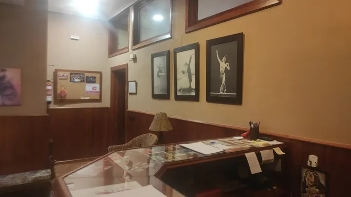 ESCUELA DE DANZA "Ana Belén" — baile-studio en Franciscanos, Albacete — 3