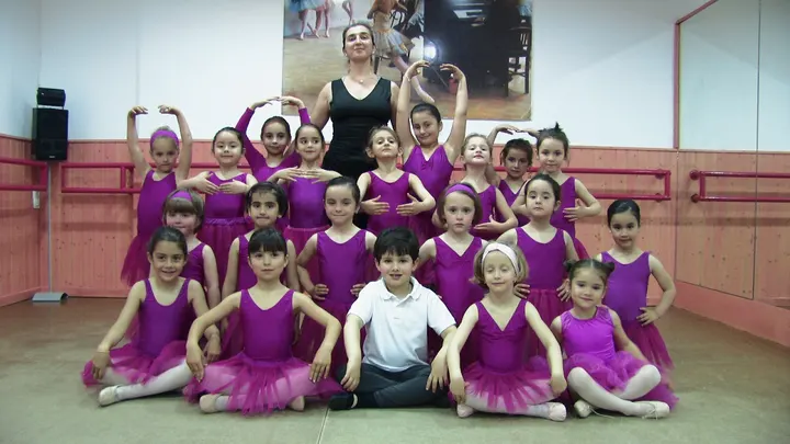 ESCUELA DE DANZA "Ana Belén" — baile-studio en Albacete — 3