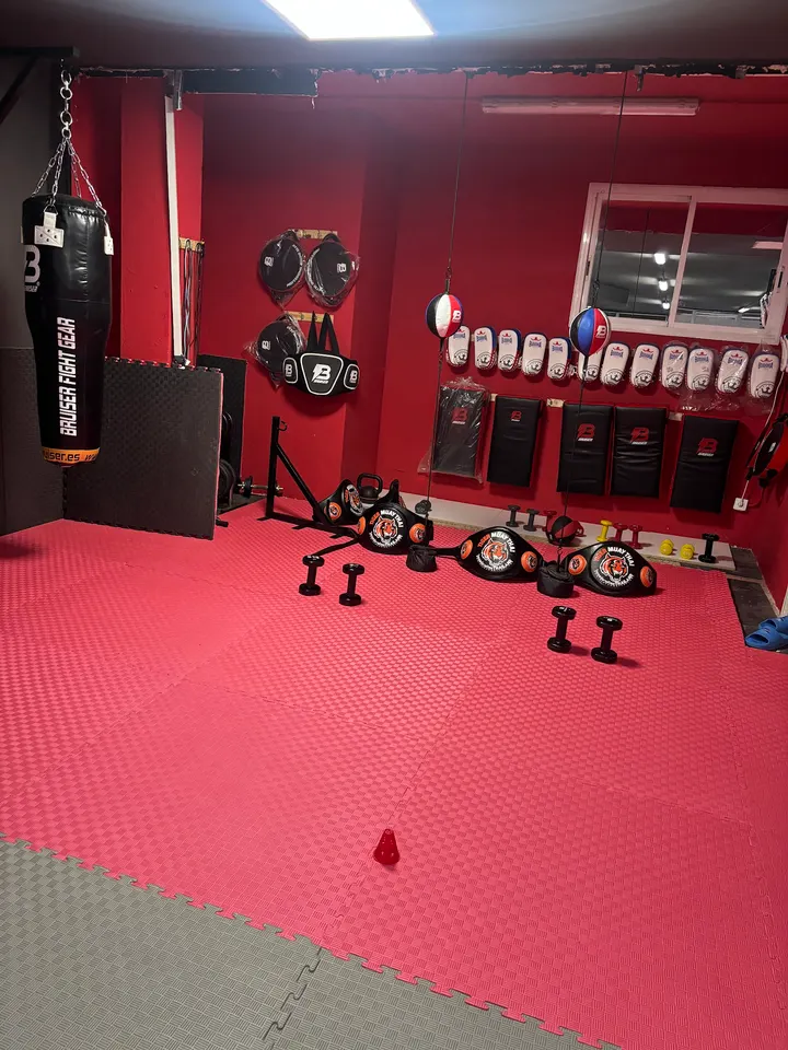 Kaw Fight Club — boxeo-studio en la Concòrdia, Sabadell — 2