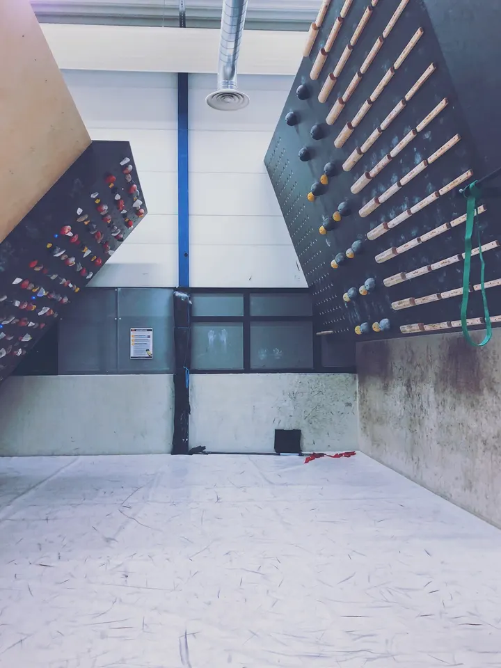 Buldrehallen — klatring-studio i Ålesund — 5