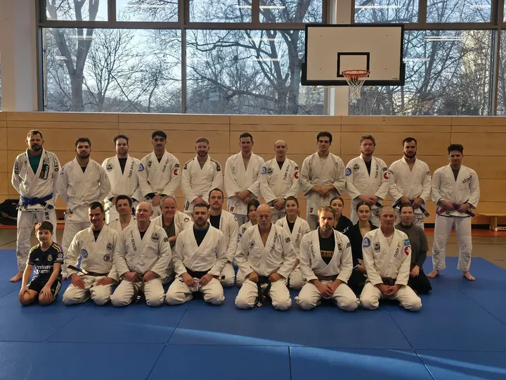 Gracie Jiu-Jitsu Team Berlin — BJJ in Fennpfuhl, Berlin