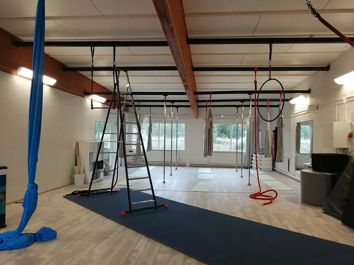 PowerFlow Studio Sastamala — Pole Fitness – Sylvää, Sastamala