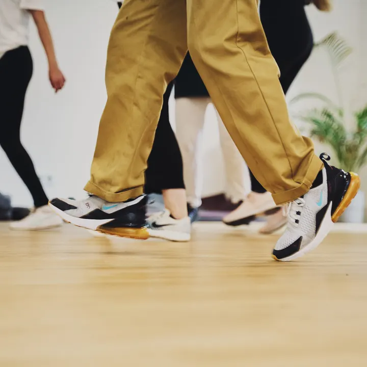 Flow Studios — Fitnessstudio in Lage