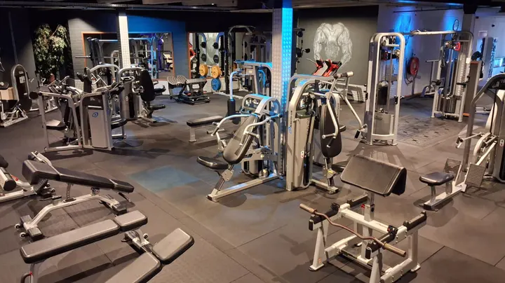 Fysiek's Gym — sportschool-studio in 't Duyfrak, Valkenburg — 2