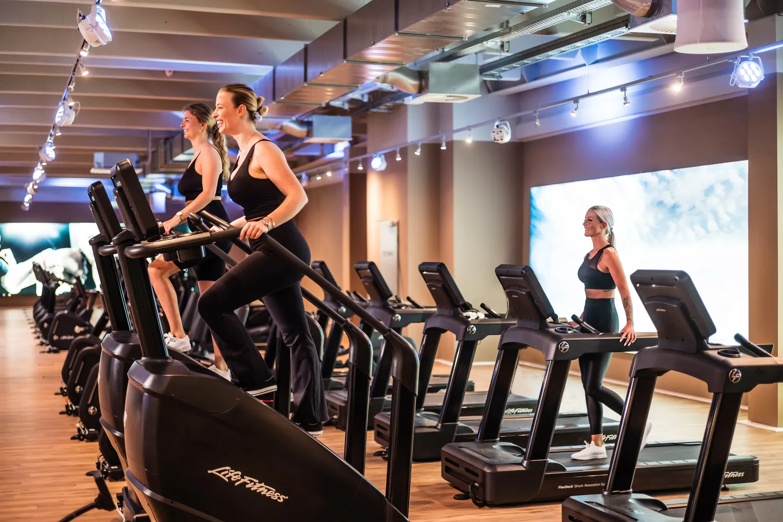 Sports Club Bad Oeynhausen — träningsstudio i Hannover — 3
