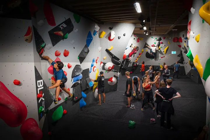 BLX Bouldering Club — bouldering-studio i Solna, Stockholm