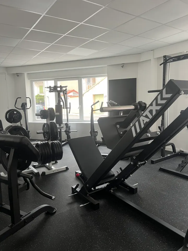 Powergym — salle de fitness-studio à Roanne — 2