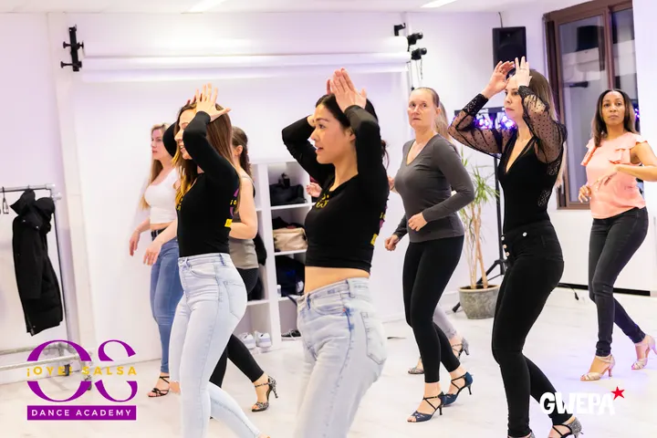 Oye Salsa — Dans in Plaspoelpolder, Rijswijk