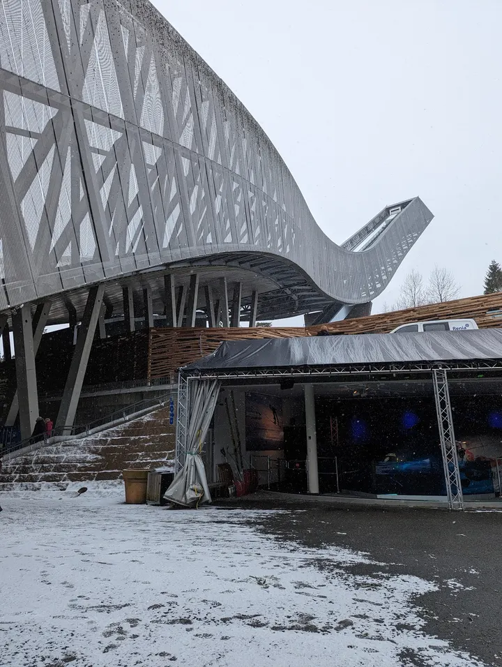 Holmenkollen Treningslab — Treningsstudio i Marka, Oslo