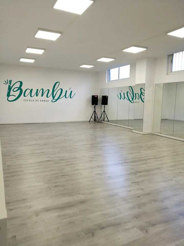 Bambú Escola De Dansa — baile-studio en Granollers — 3