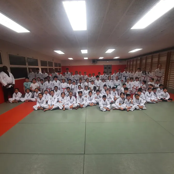 Lyon Métropole Taekwondo - Halle aux Fleurs — arts martiaux-studio à Lyon 2e Arrondissement, Lyon — 2