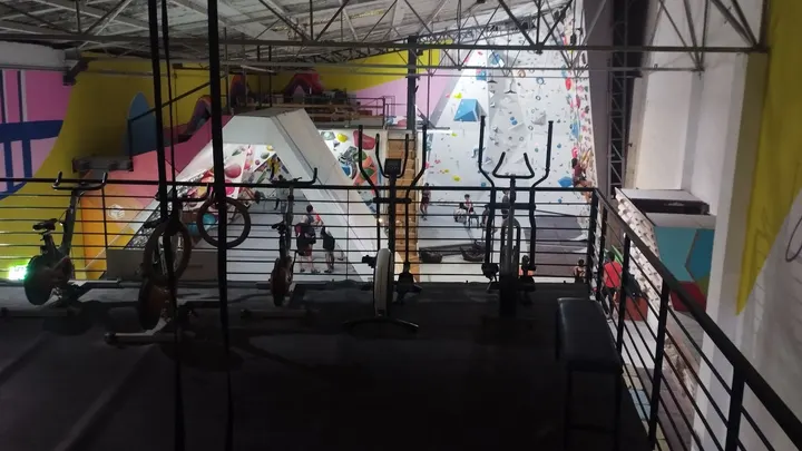 Centro Escalada Tenerife, S.L.U — escalada-studio en La Laguna — 3