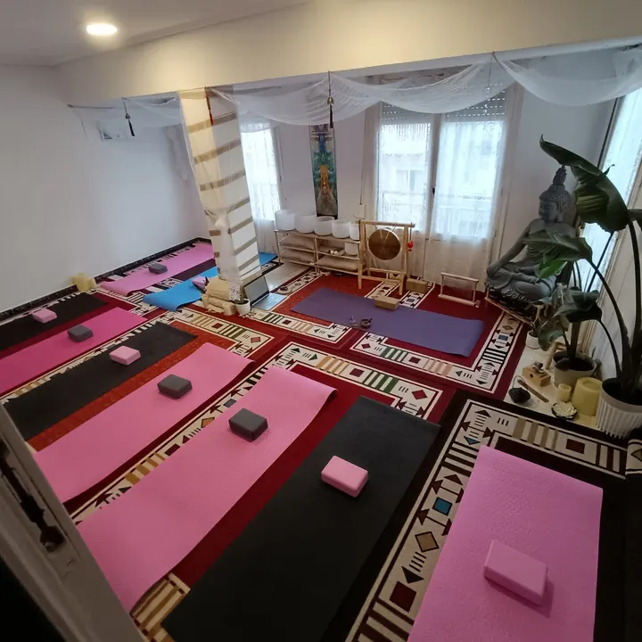 HATHA YOGA Vicki Fernández — yoga-studio en Elche — 3