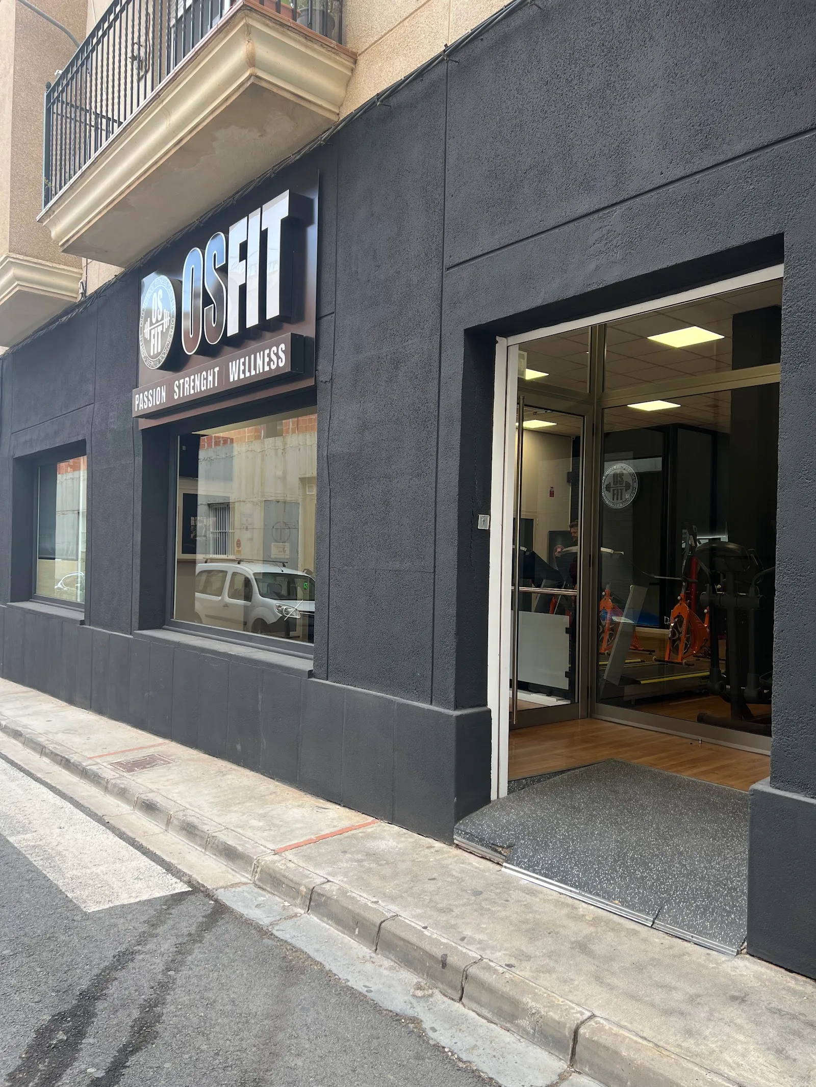 Osfit — fuerza-studio en Riba-roja de Túria — 2