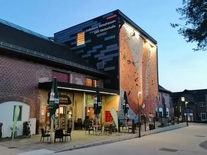 Volksbank Kletterhalle — klettern-studio in Marburg — 3