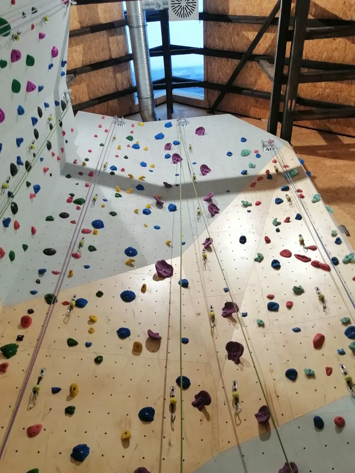 Volksbank Kletterhalle — klettern-studio in Marburg — 5