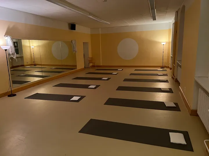 Fitness Benrath Yoga-Rückenfit-Pilates — Yoga in Benrath, Düsseldorf