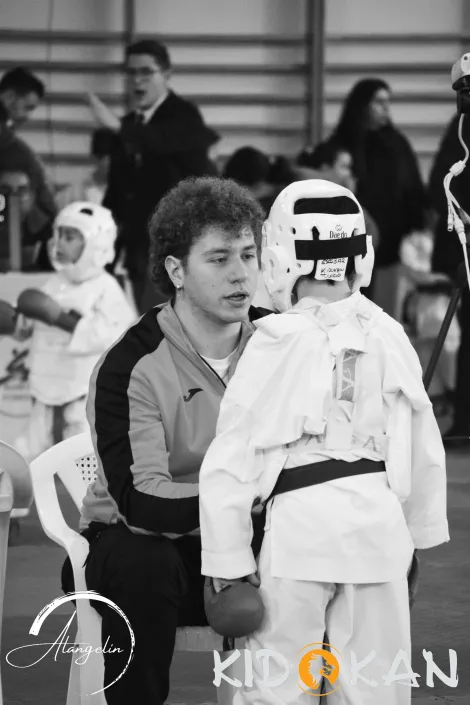 Escuela de Karate Kidokan — kampsport-studio i Santa Bárbara, Toledo — bild 2