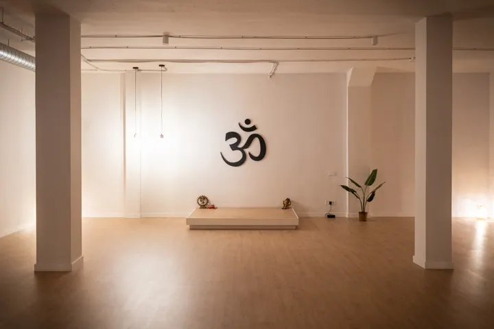 Yoga. El Arte De Reconectar — yoga-studio en Cerdanyola del Vallès — 2