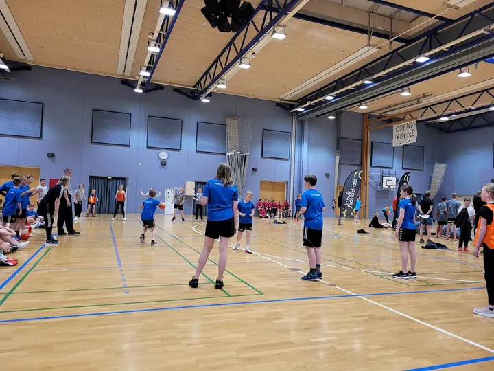 Den Selvejende Inst. Møllehøjhallen — træningsstudio i Arnbjerg, Viborg — 3