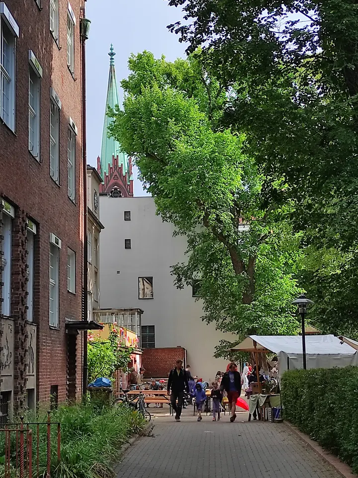 Deine Stunde @ Kiezoase Schöneberg — fitnessstudio in Schöneberg, Berlin — 2