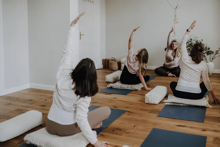 Cocoonyoga & female health — yoga-studio in Düsseldorf — 3