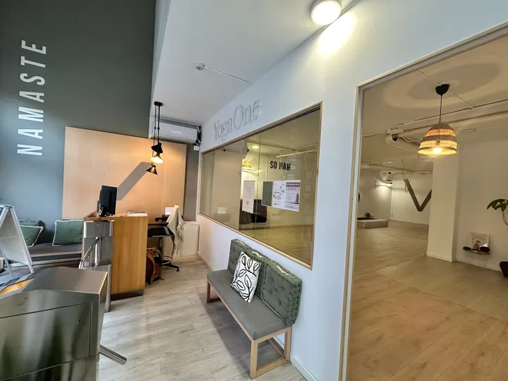 YogaOne Sagrada Familia — yoga-studio en l'Eixample, Barcelona — 3