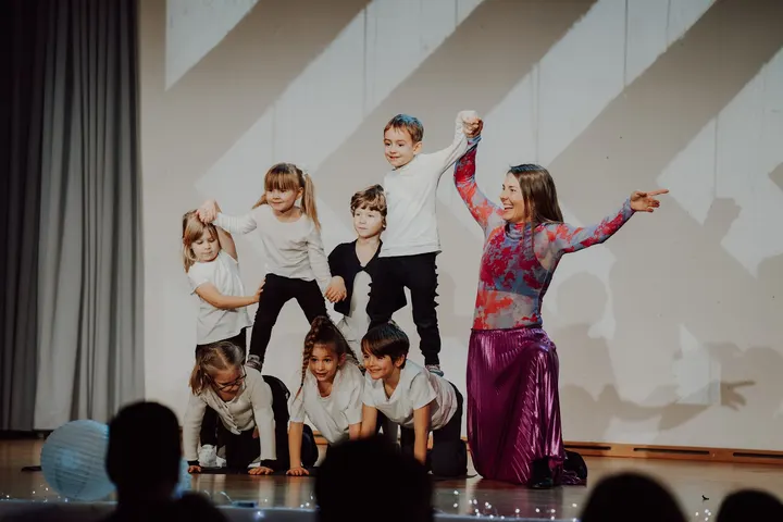 memoves e.V. — Tanz in 8.2, München
