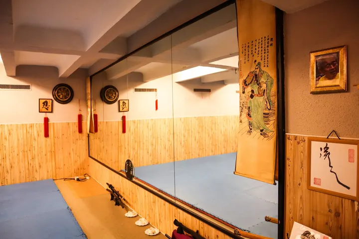 Morgan East And West — Baile en Villa de Vallecas, Madrid